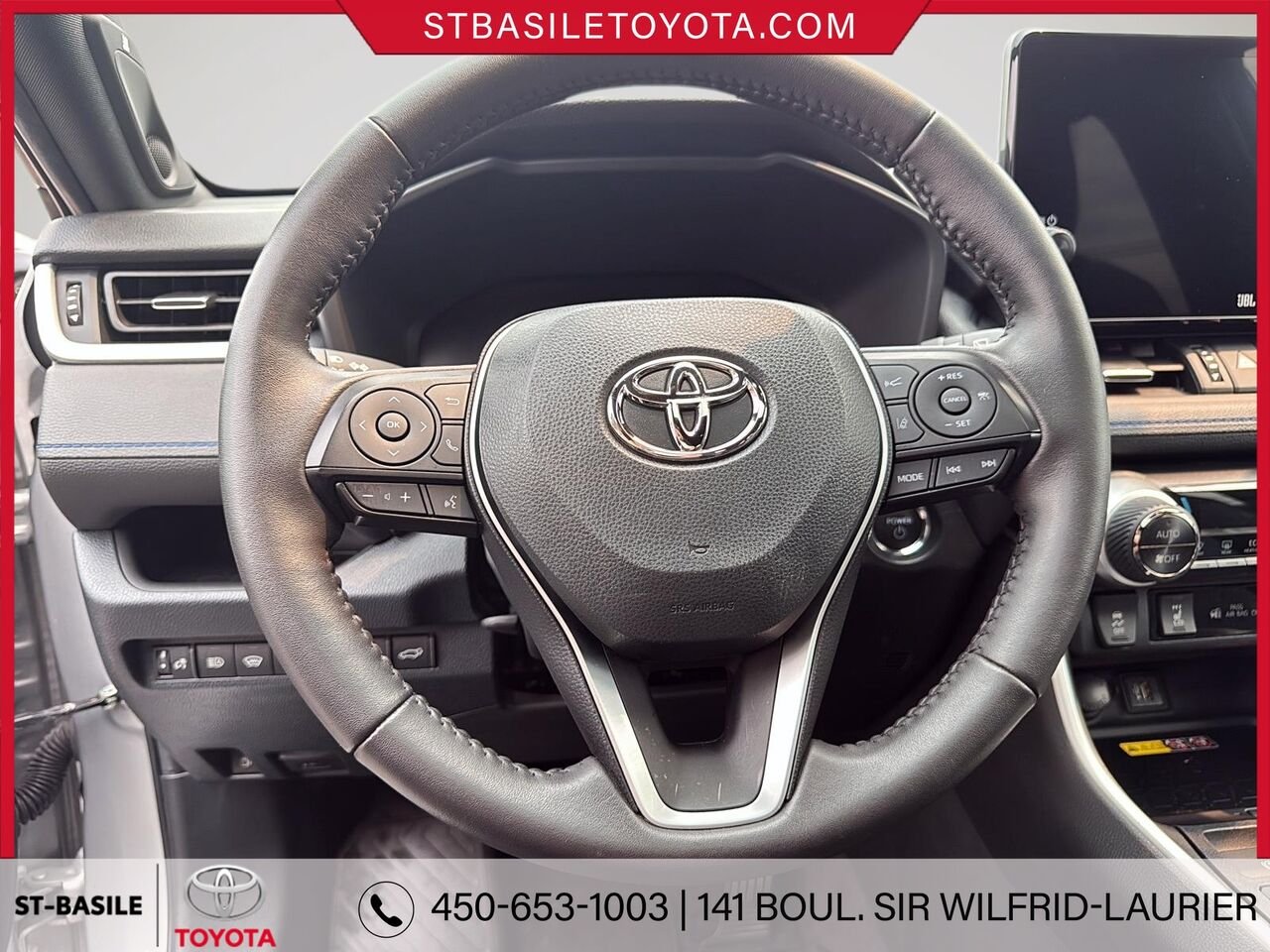 2023 TOYOTA RAV4 Hybrid Silver Sky Metallic with Black Roof Saint-Basile-le-Grand - photo #14