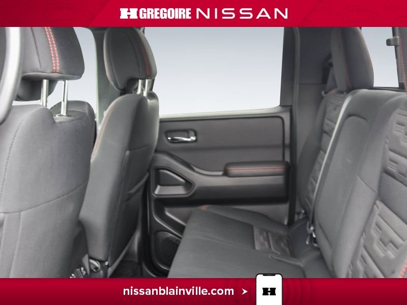 Nissan Frontier 2023 Blanc Blainville - photo #23