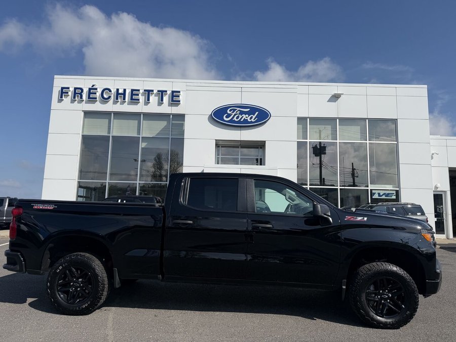 CHEVROLET SILVERADO 2024 2024 Noir