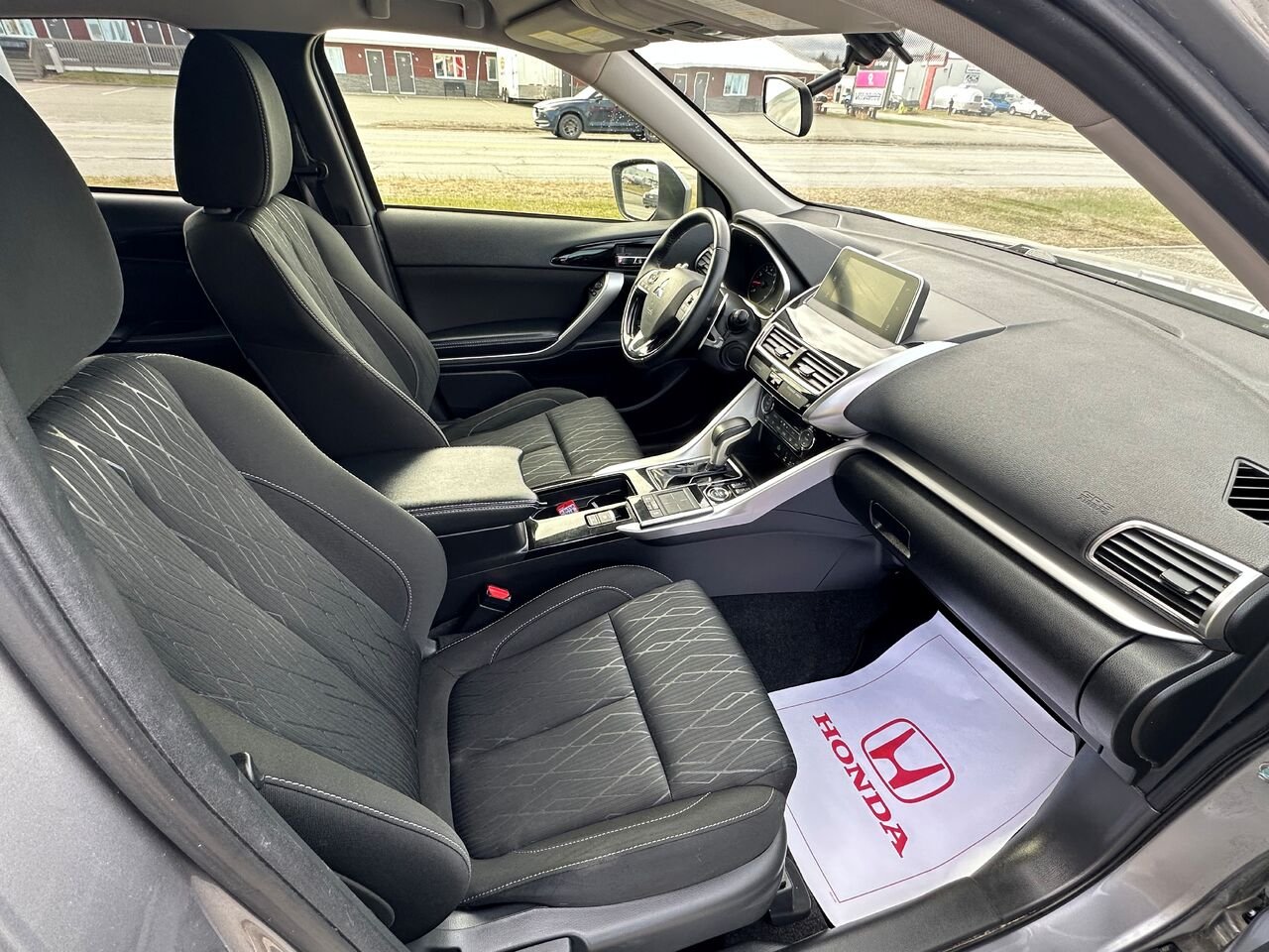 Mitsubishi Eclipse Cross SE S-AWC 2018 Gris Matane - photo #13