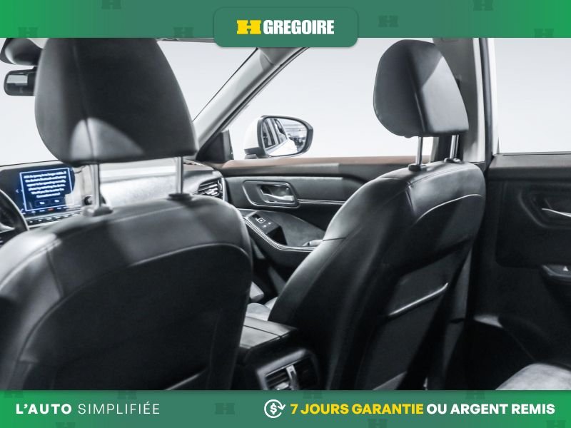 2022 Nissan Rogue White Laval - photo #21