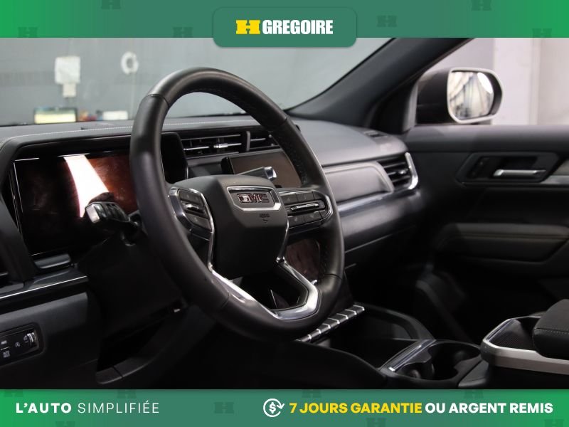 2026 GMC Terrain Black Saint-Eustache - photo #8
