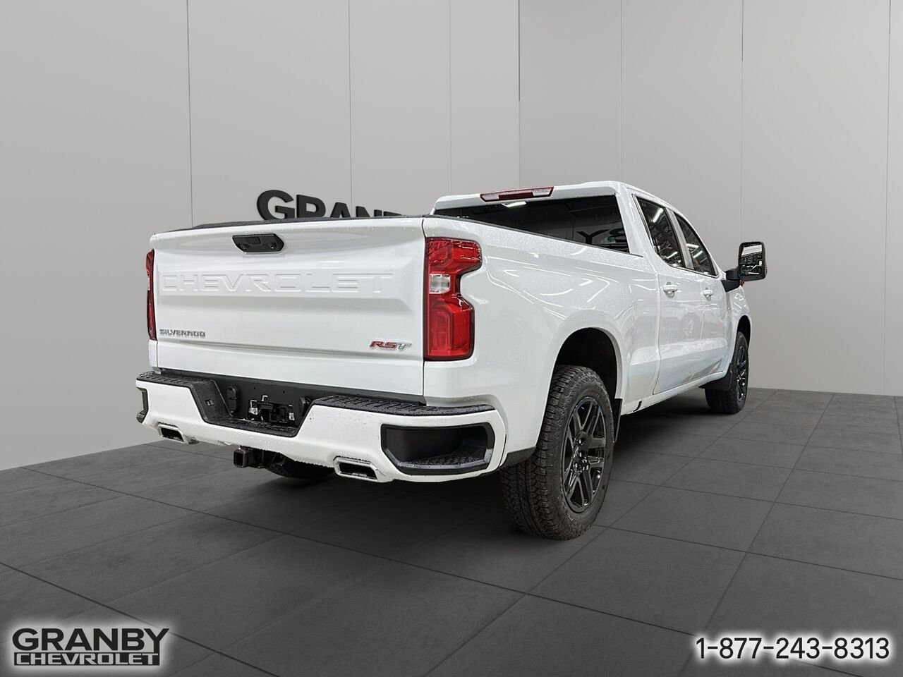 CHEVROLET Silverado 1500 K1500 SILVERADO CREW CAB RST STD/BOX (1SP) | B26-0699 2026 BLANC SOMMET Granby - photo #4