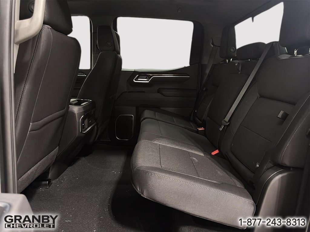 GMC Sierra 1500 K1500 SIERRA CREW CAB ELEVATION STD/BOX (3SB) | E26-0938 2026 Argent métallisé Granby - photo #11