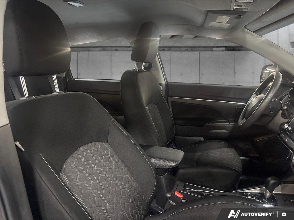2024 Mitsubishi RVR 264037 | ES, less than 32,000km very clean vehicle Grey Edmonton - photo #20