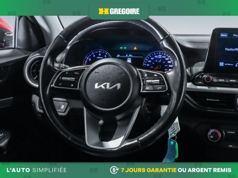 Kia Forte5 2022 Rouge Saint-Eustache - photo #17