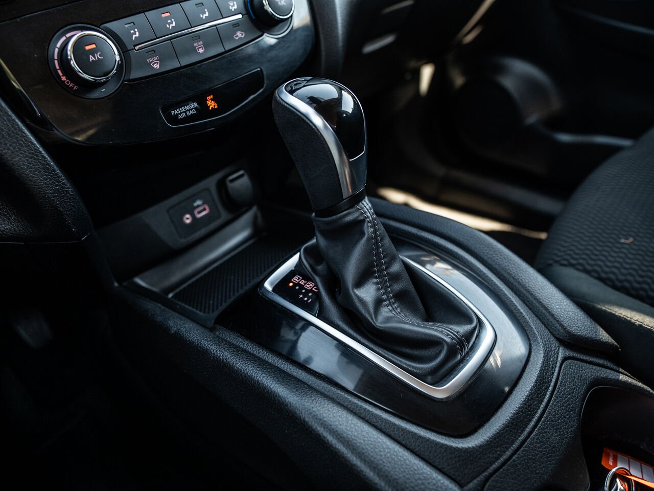 2023 Nissan Qashqai White Sainte-Julienne - photo #23