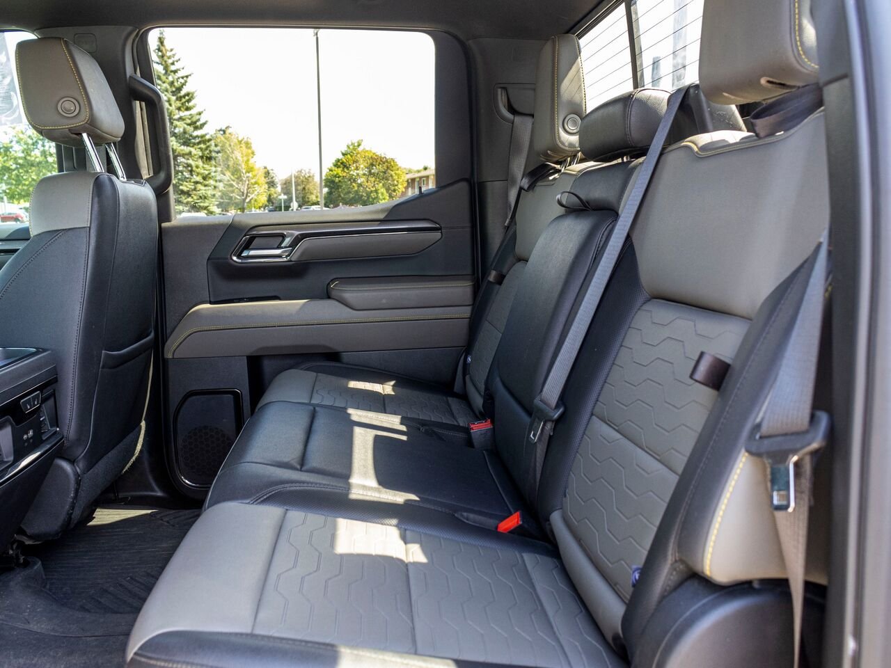 Chevrolet Silverado 1500 ZR2 cabine multiplace 4RM 2024 Gris Châteauguay - photo #22
