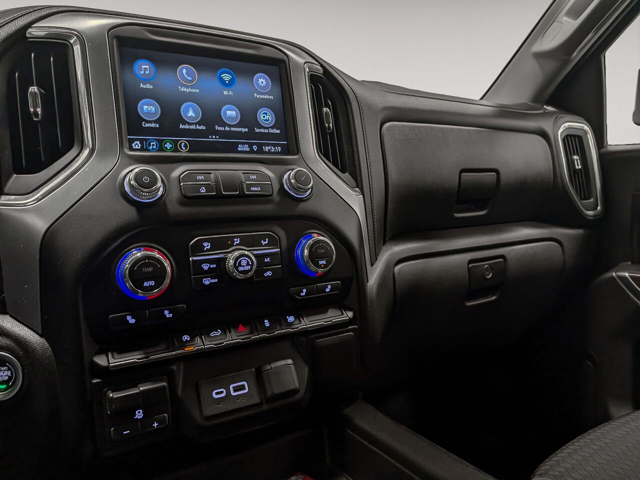 GMC Sierra 1500 4WD Crew Cab elevation Moteur 5.3L 2021 Noir Sherbrooke - photo #8