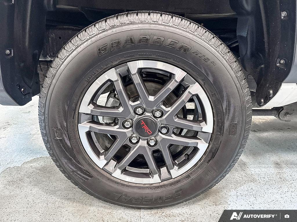2024 Toyota Tacoma 2602278A | 4x4 Double Cab Auto White Edmonton - photo #5