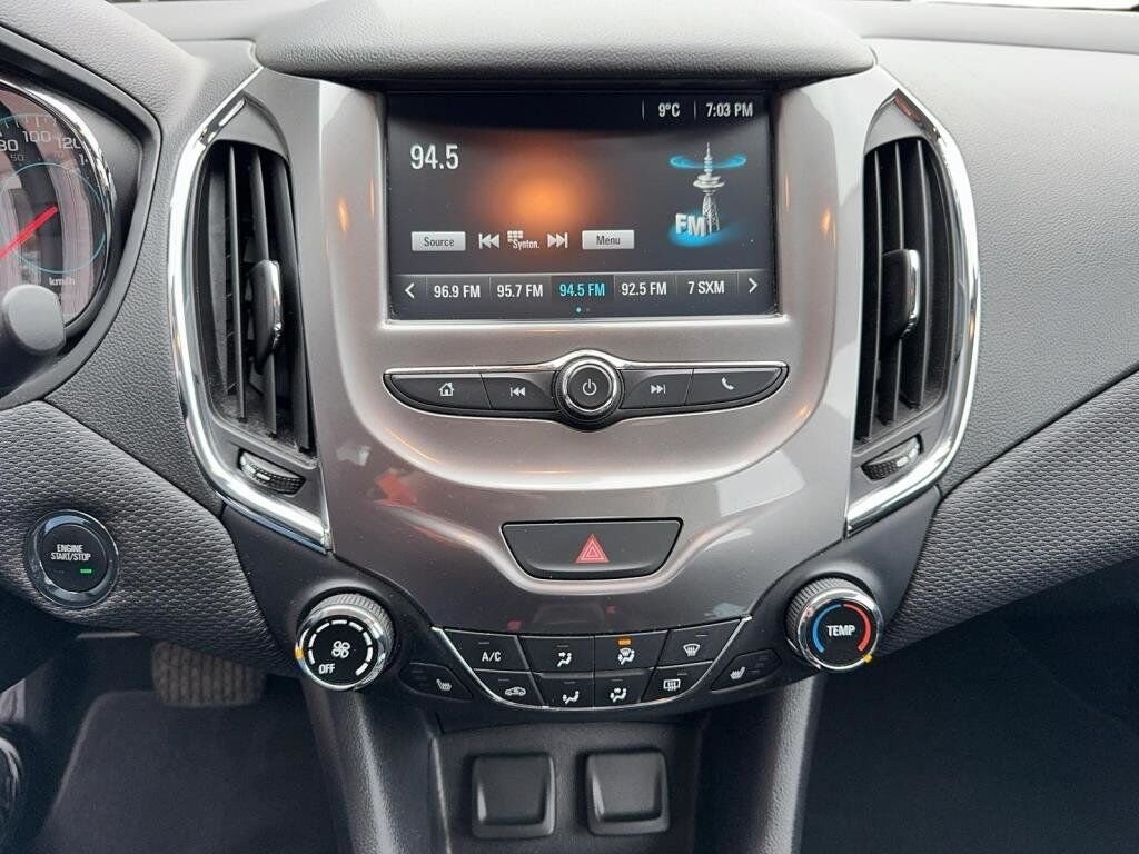 Chevrolet Cruze LT 2018 Gris Baie-Comeau - photo #13