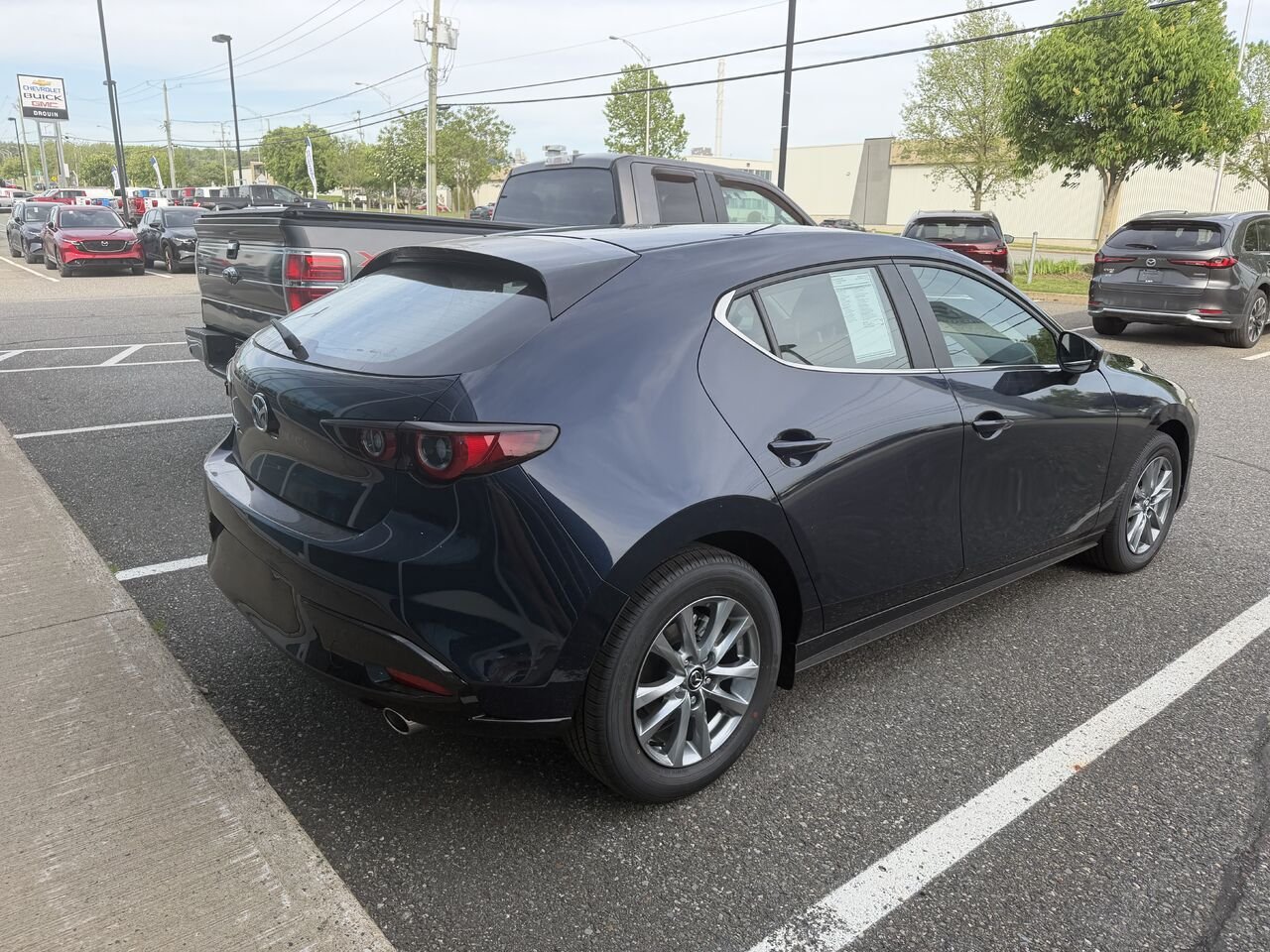 2026 MAZDA Mazda3 Sport Deep Crystal Blue Mica Ste-Marie - photo #3
