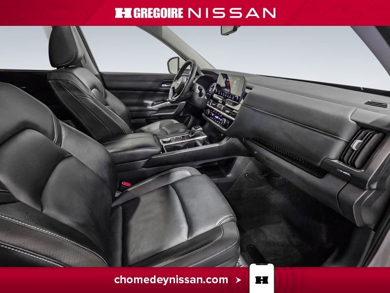Nissan Pathfinder 2024 Blanc Blainville - photo #26