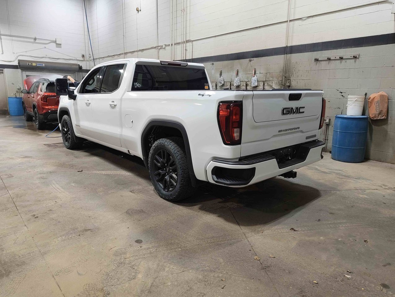2024 GMC Sierra 1500 4WD Crew Cab 157 Elevation White Sherwood Park - photo #4