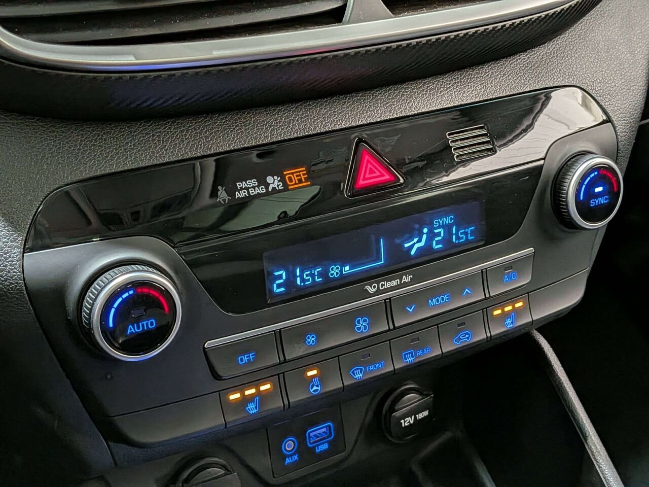 2020 Hyundai Tucson Preferred AWD w/Trend Package White Val-David - photo #25