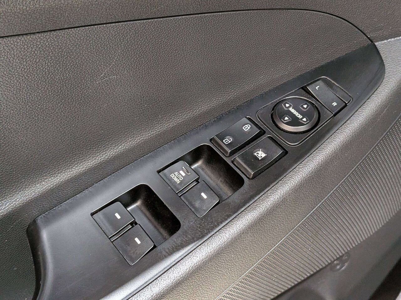 2019 Hyundai Tucson Essential AWD w/Safety Package Black Val-David - photo #32