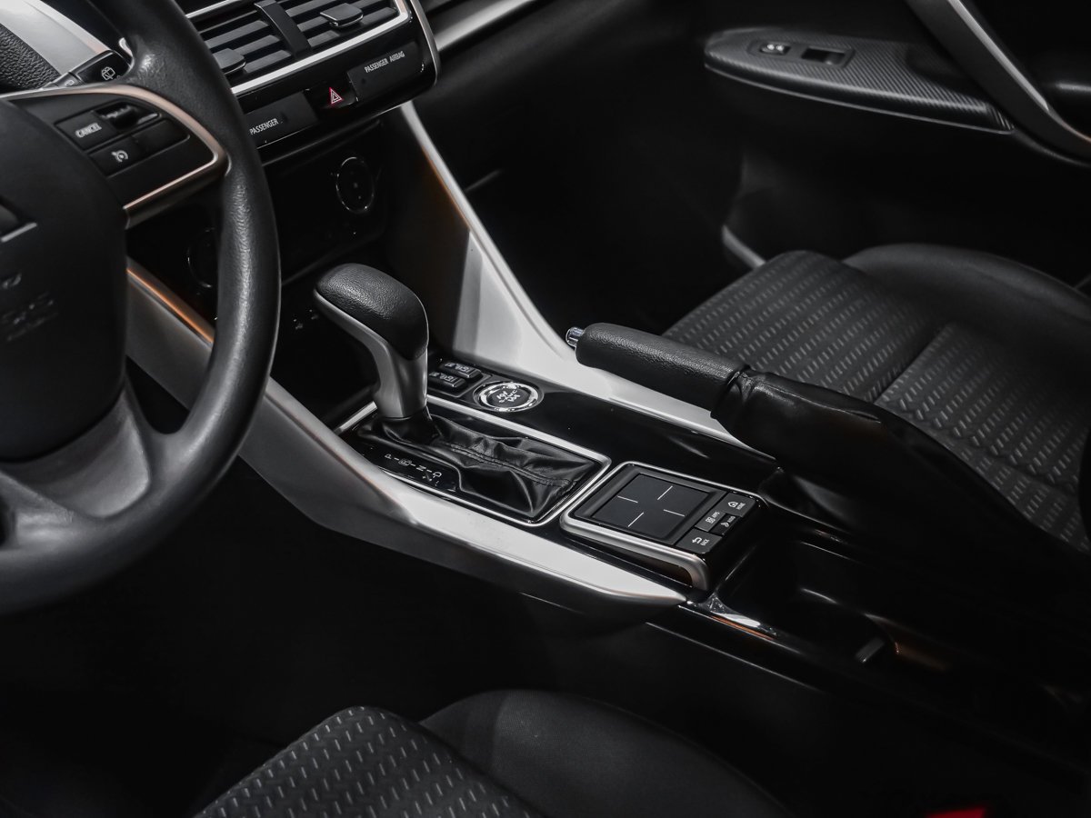 Mitsubishi Eclipse Cross ES S-AWC SIEGES CHAUFFANTS APPLE CARPLAY 2020 Rouge Montréal - photo #6