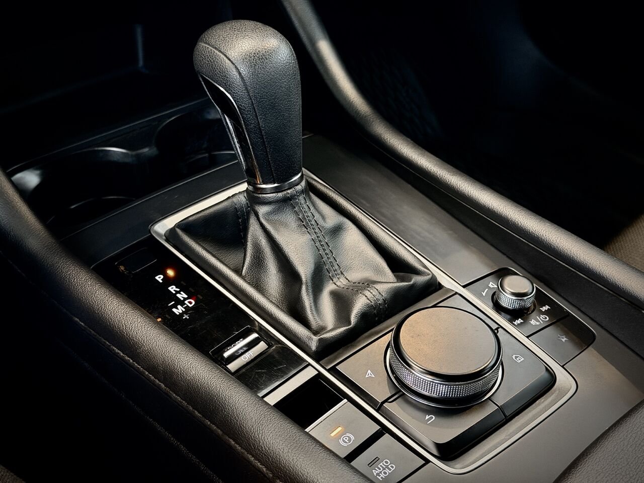 Mazda Mazda3 Sport 2024 Gris Notre-Dame-des-Prairies - photo #26