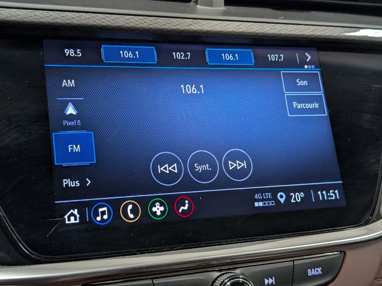 BUICK ENCORE GX Essence Cuir Sièges Chauffants Bas Kilométrage 2023 Blanc Sherbrooke - photo #11