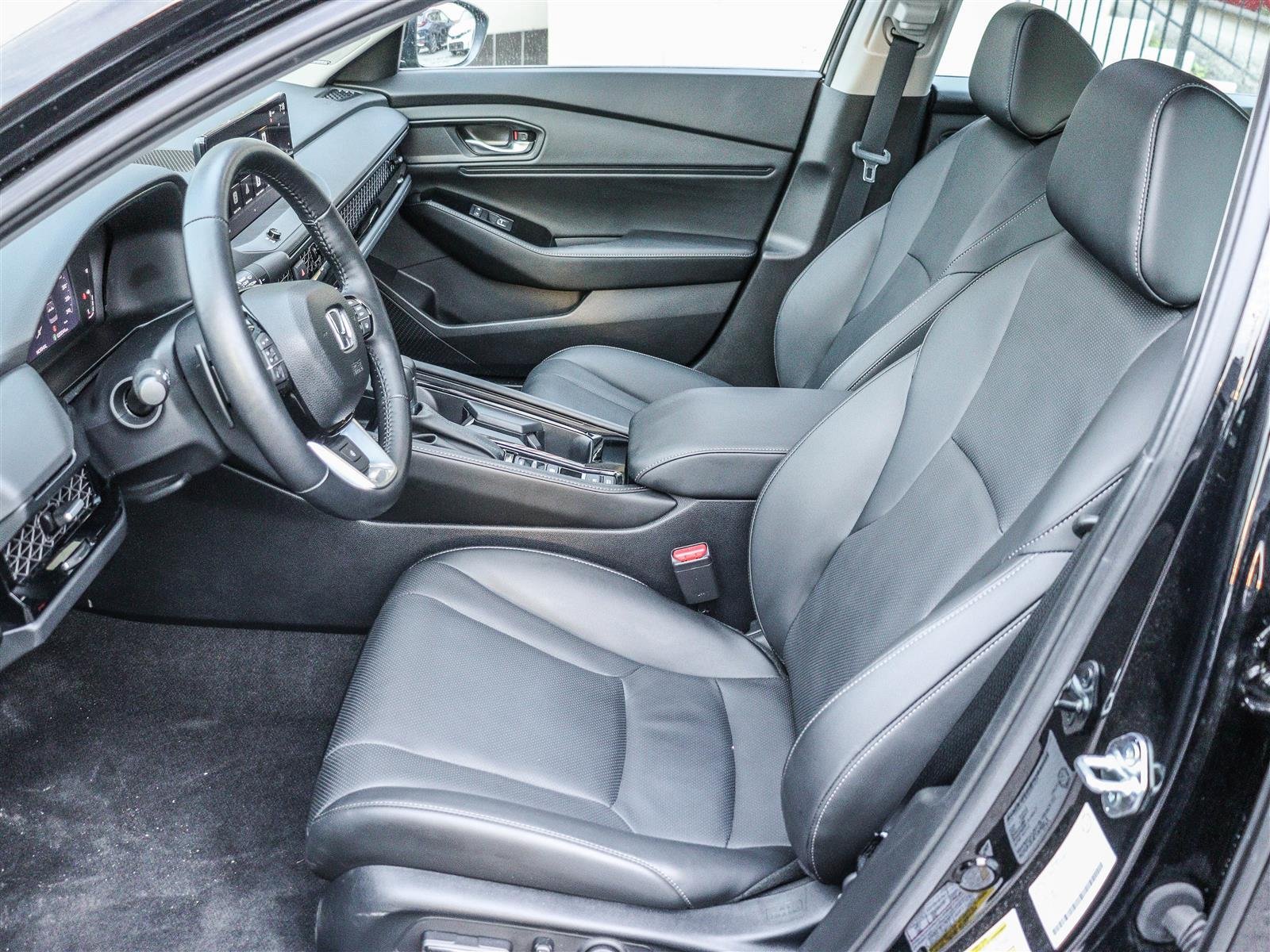 2024 Honda Accord Hybrid Touring Ottawa & Gatineau - photo #7