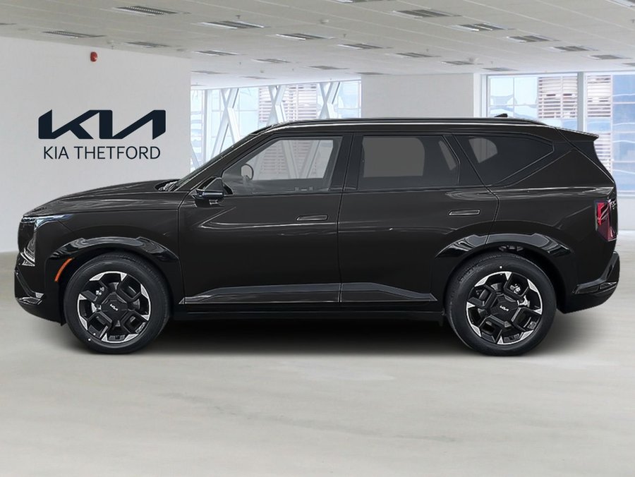 2027 Kia EV5 2027 Fusion Black