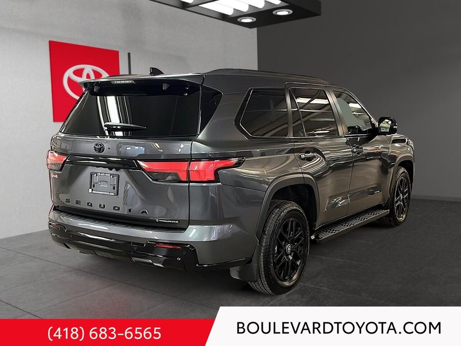 Toyota Sequoia 2026 2026 Gris magnétique métallisé