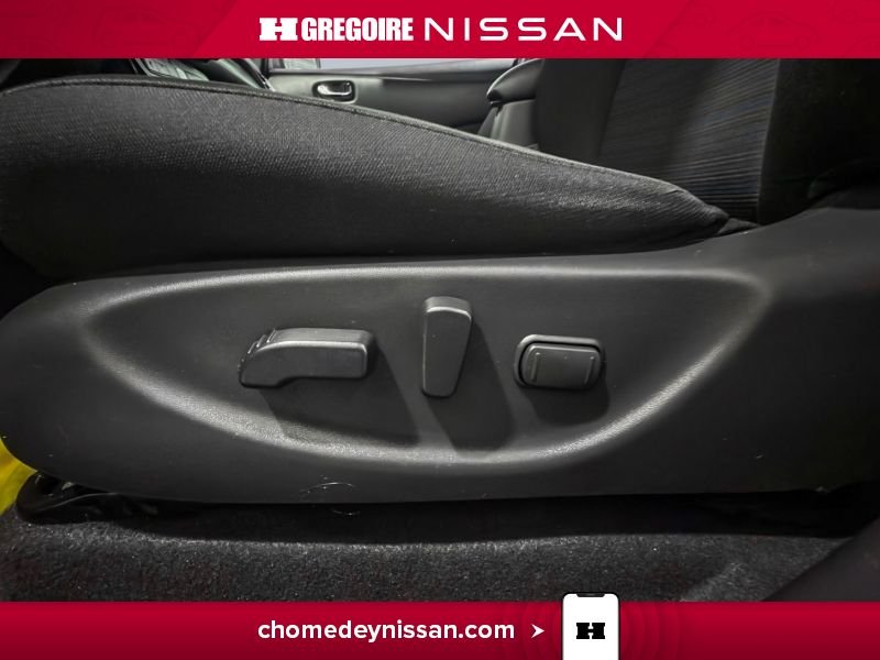 2024 Nissan Leaf Grey Laval - photo #16