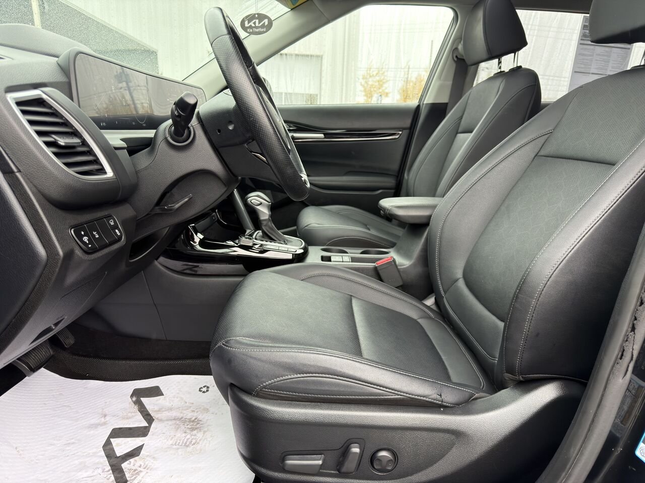 2024 Kia Seltos Black Thetford Mines - photo #13