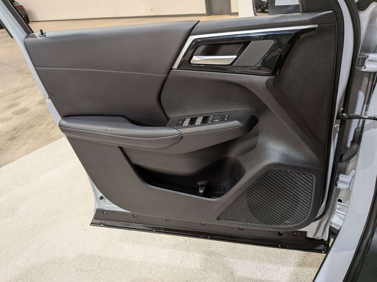 Mitsubishi Outlander PHEV 2025 Blanc Val-David - photo #36