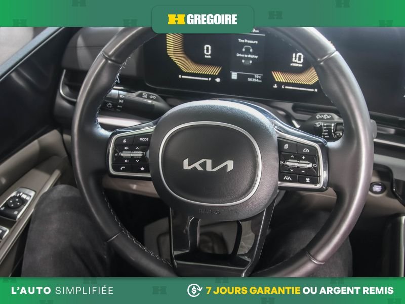 2025 Kia Carnival Black Blainville - photo #17