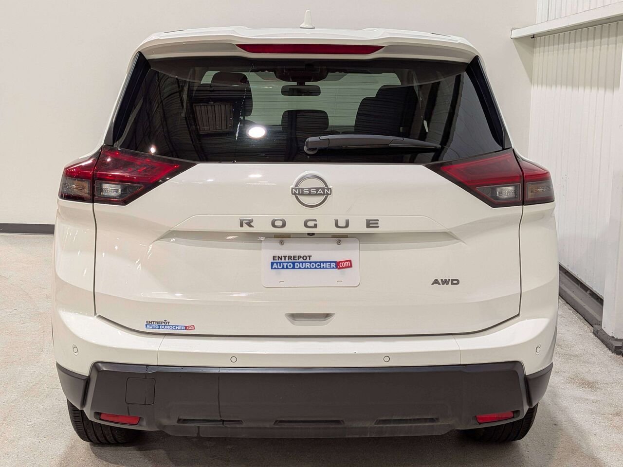 2025 Nissan Rogue AWD S White Val-David - photo #5