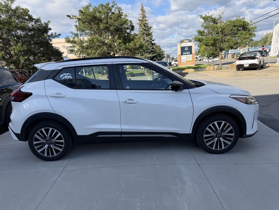 2023 Nissan Kicks SR PRIVILÈGE White