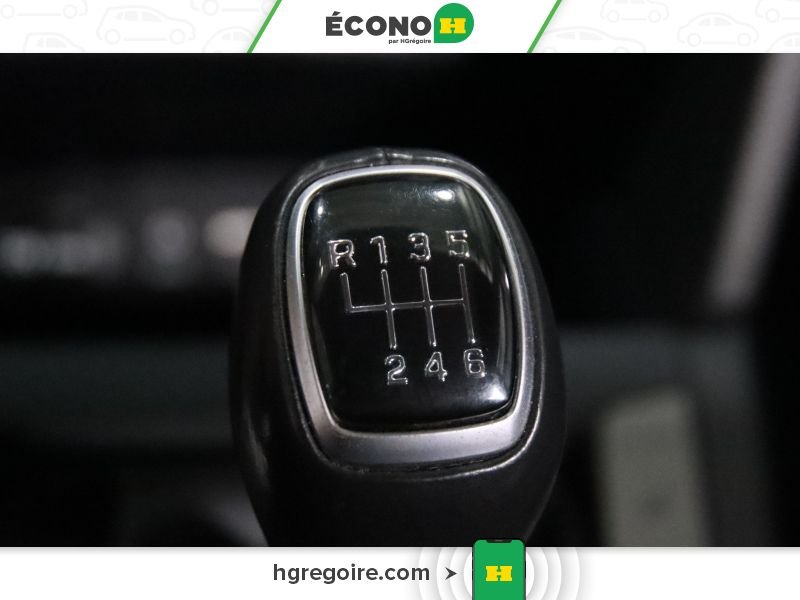 2018 Hyundai Elantra Black Saint-Eustache - photo #11