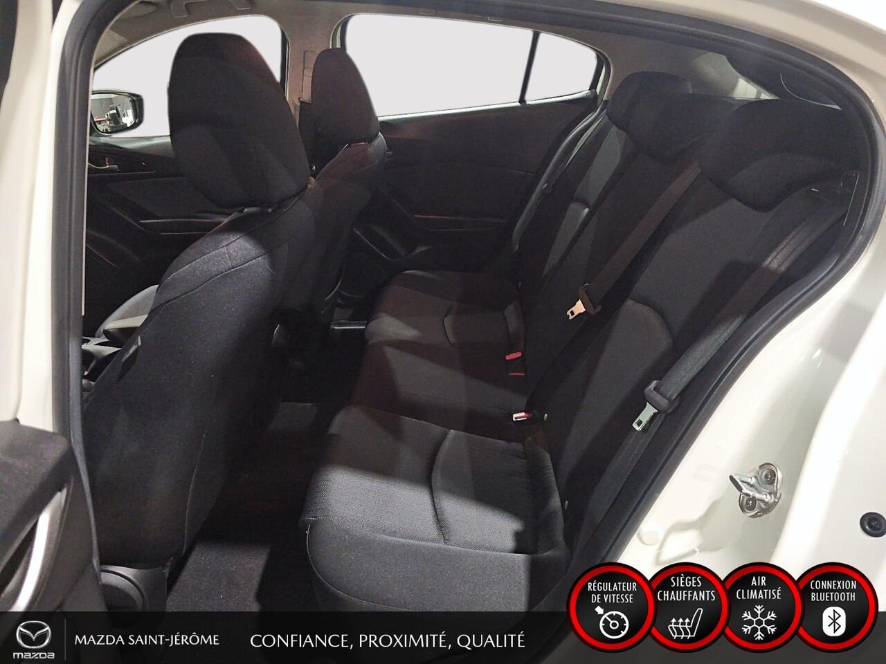 Mazda Mazda3 Sport GX | JAMAIS ACCIDENTÉ | A/C 2016 Blanc Saint-Jérôme - photo #19