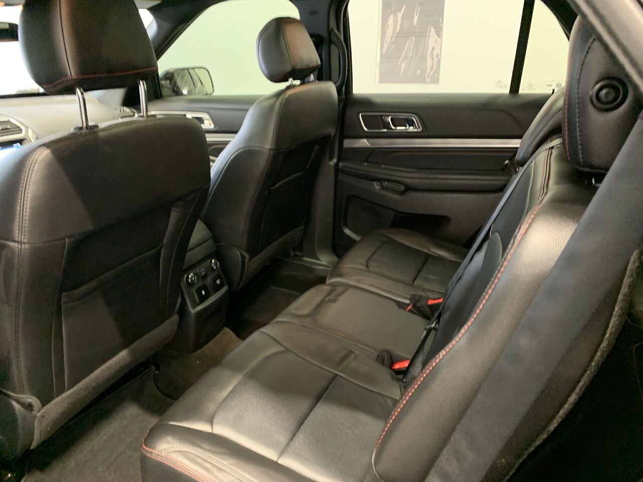 2017 Ford Explorer Black Châteauguay - photo #22