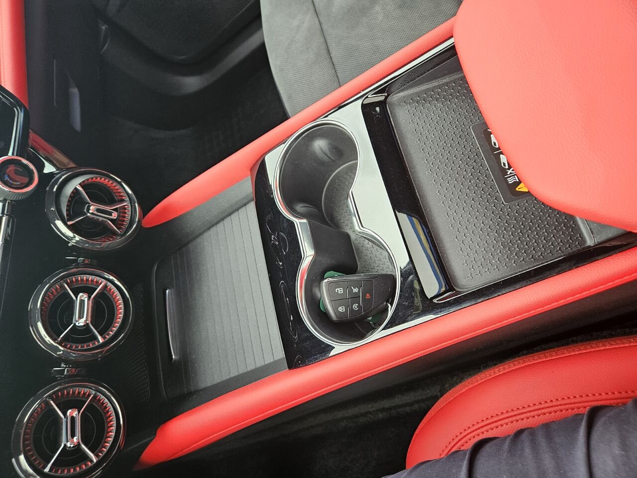 2026 Chevrolet Blazer EV RS 4 portes TI Black Thetford Mines - photo #11