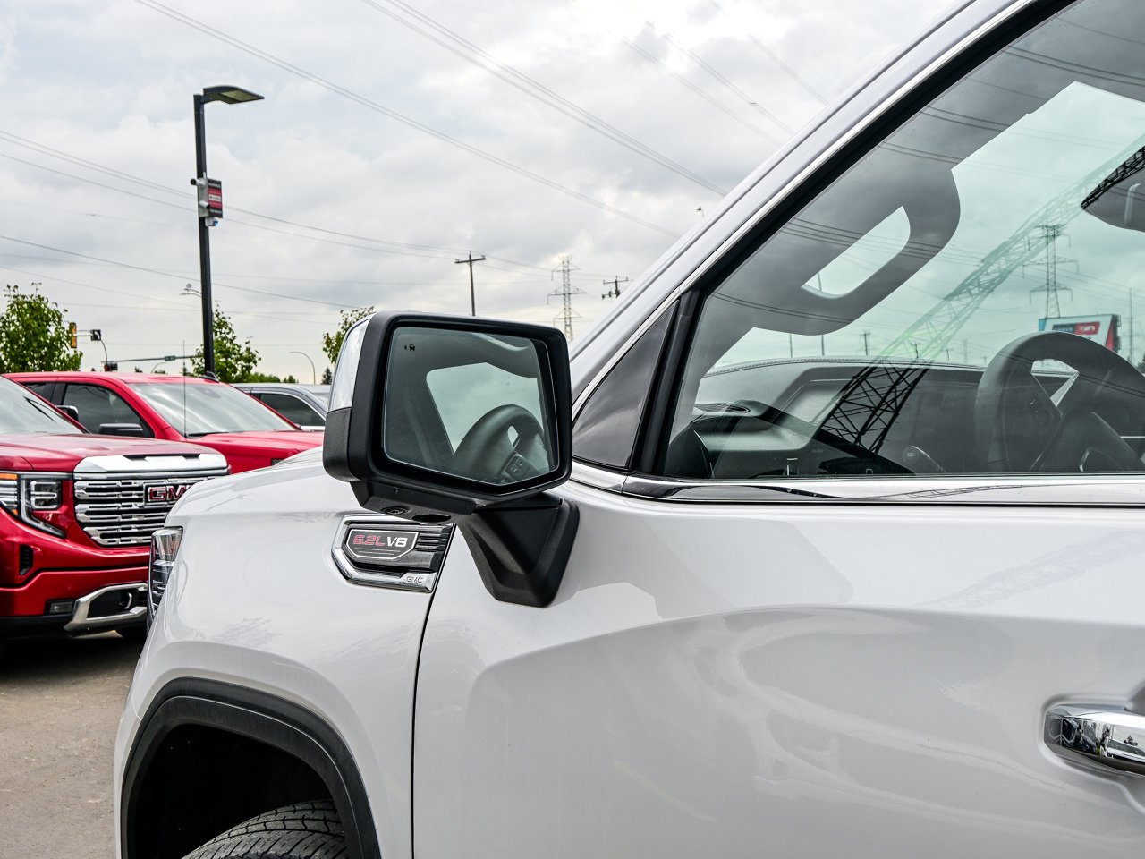2024 GMC Sierra 1500 4WD Crew Cab 147 Denali White Sherwood Park - photo #6
