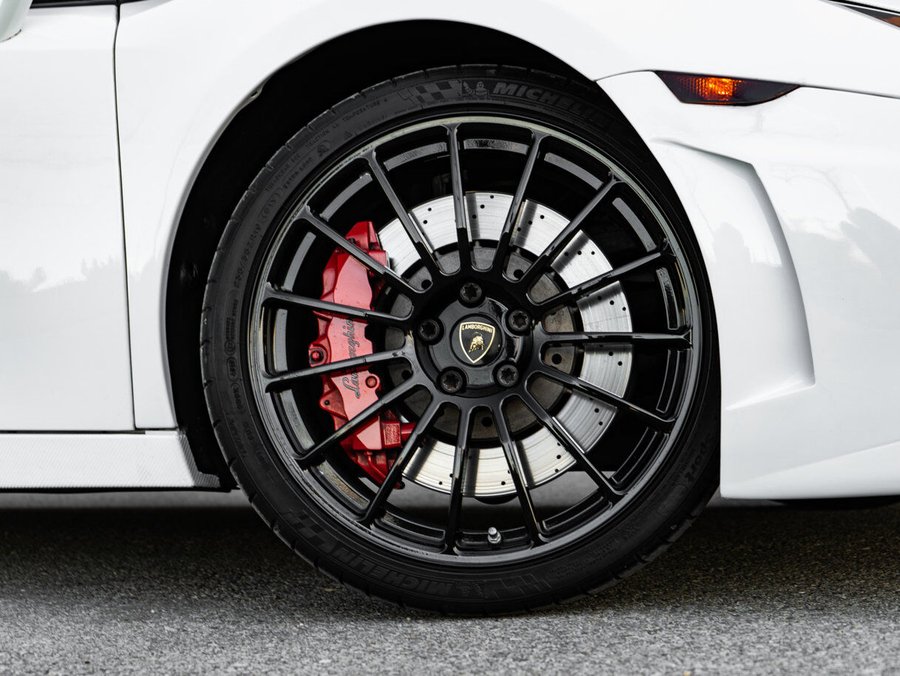 2013 Lamborghini Gallardo 2013 White
