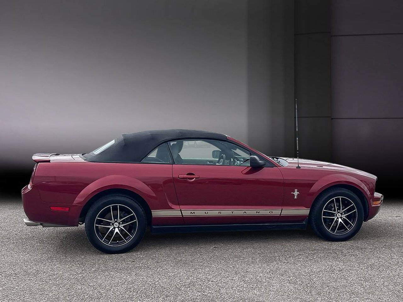 Ford Mustang 1ZVFT84N475329610 2007 Rouge vif métallisé Mirabel - photo #5