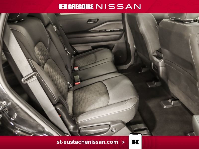 2024 Nissan Pathfinder Black Saint-Eustache - photo #30