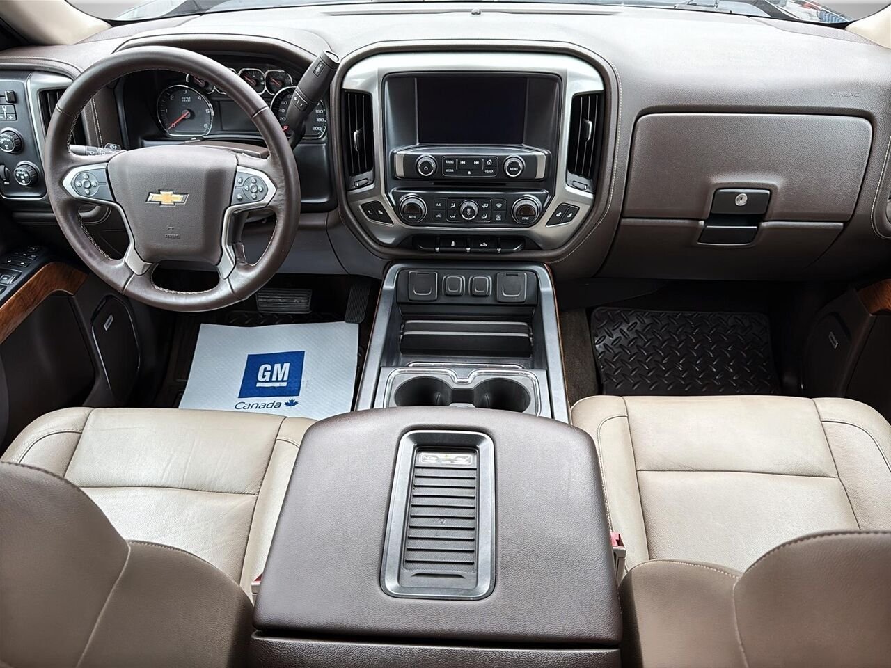CHEVROLET SILVERADO 1500 4WD DOUBLE CAB UNKNOWN 2017 Noir Saint-Hyacinthe - photo #8