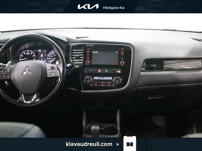 2016 Mitsubishi Outlander Black Blainville - photo #18
