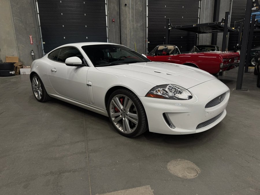 2011 Jaguar XK 2011 White
