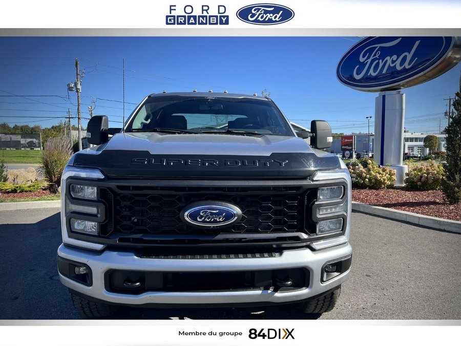 2024 Ford Super Duty F-250 SRW XLT cabine 6 places 4RM caisse de 8 pi Silver