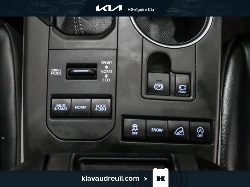 Toyota Highlander 2022 Bleu Laval - photo #23