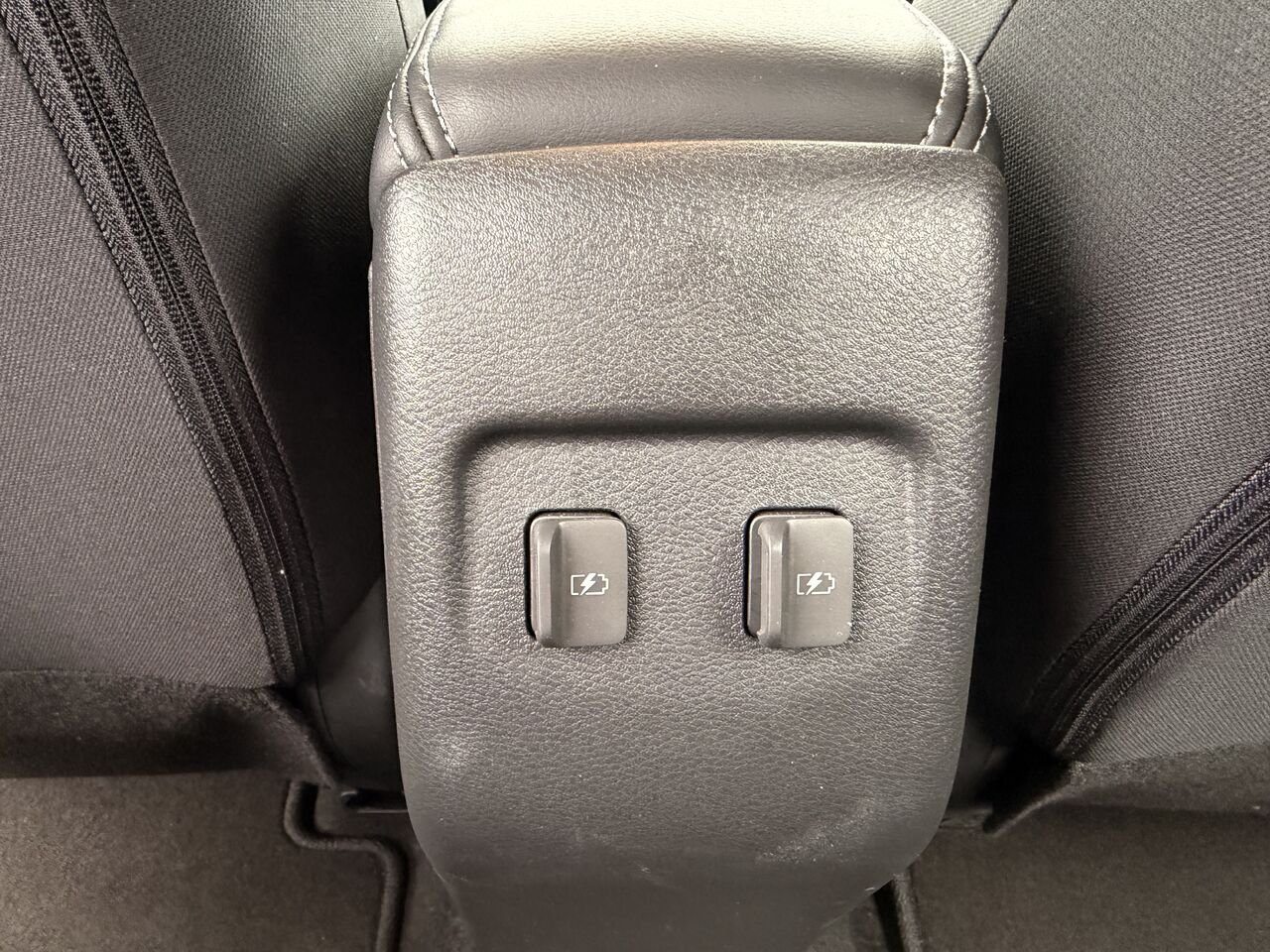Nissan Kicks SV 2024 Gris Châteauguay - photo #12