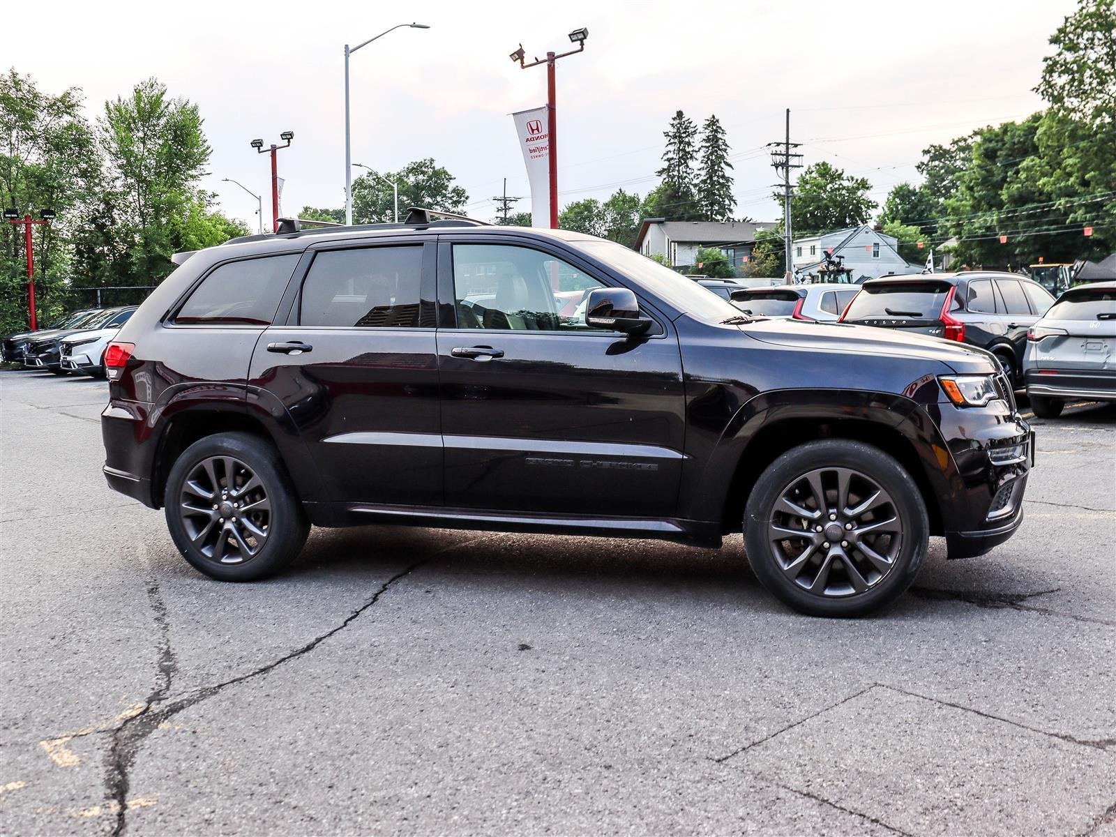 2018 Jeep Grand Cherokee Overland Ottawa & Gatineau - photo #2