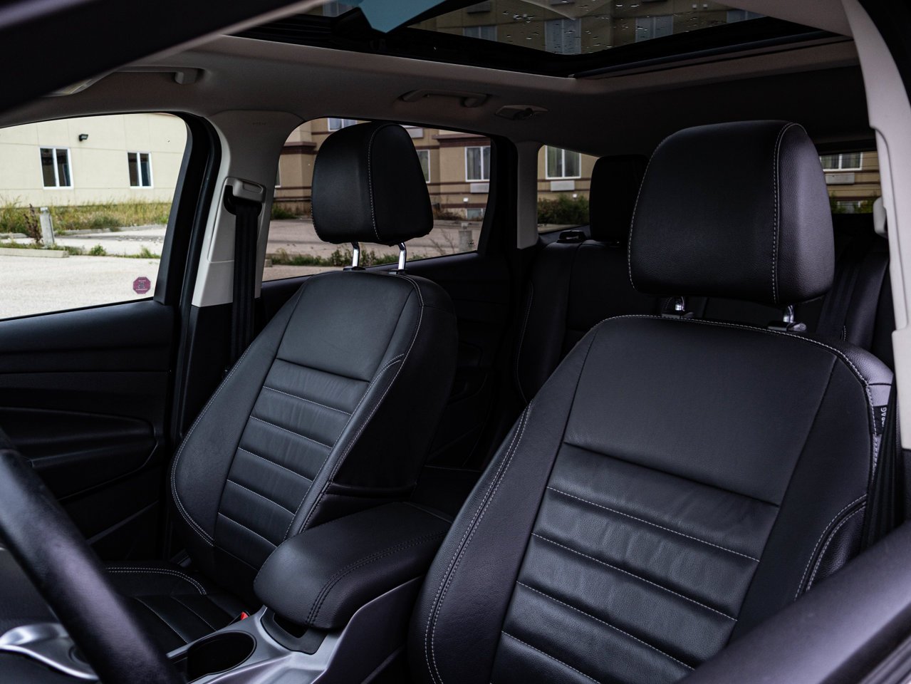 2015 Ford Escape FWD 4dr SE Grey Sherwood Park - photo #15