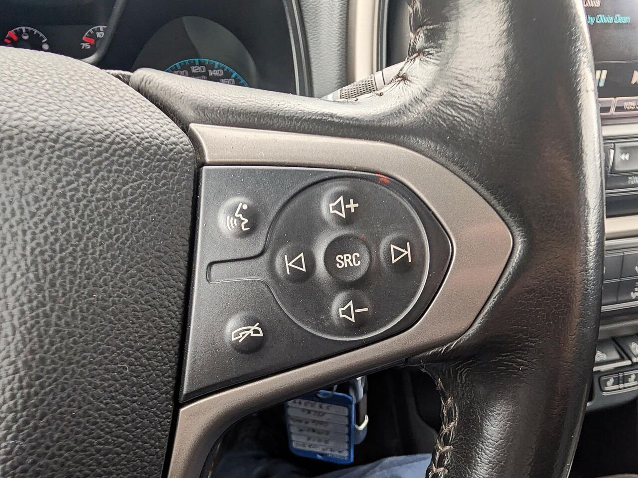 CHEVROLET COLORADO Z71 4RM 2015 Bleu Saint-Hyacinthe - photo #25