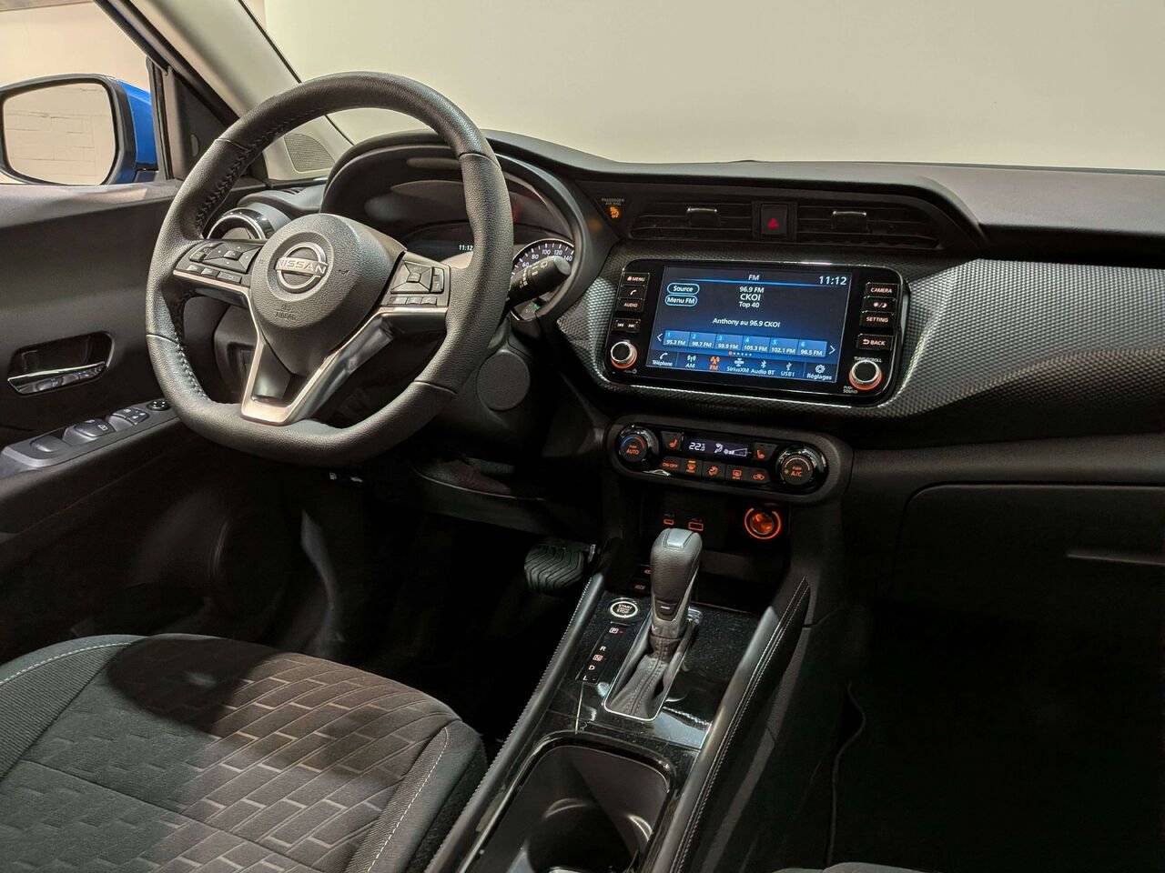 Nissan Kicks Play SV FWD 2025 Bleu Val-David - photo #18